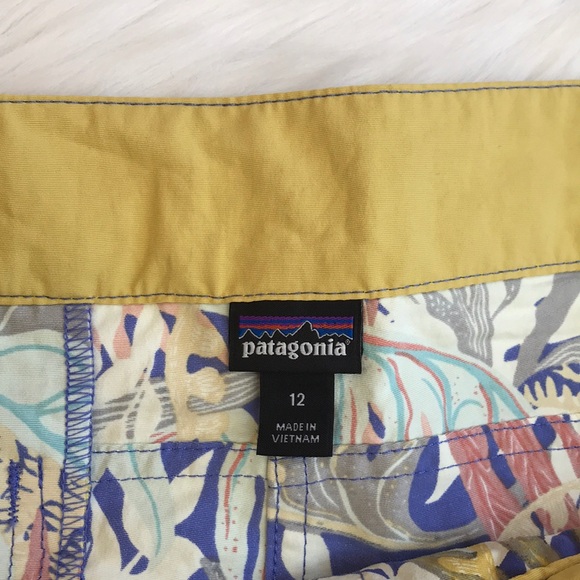 NWT Patagonia Wavefarer Boardshorts 5" Inseam - Picture 4 of 4